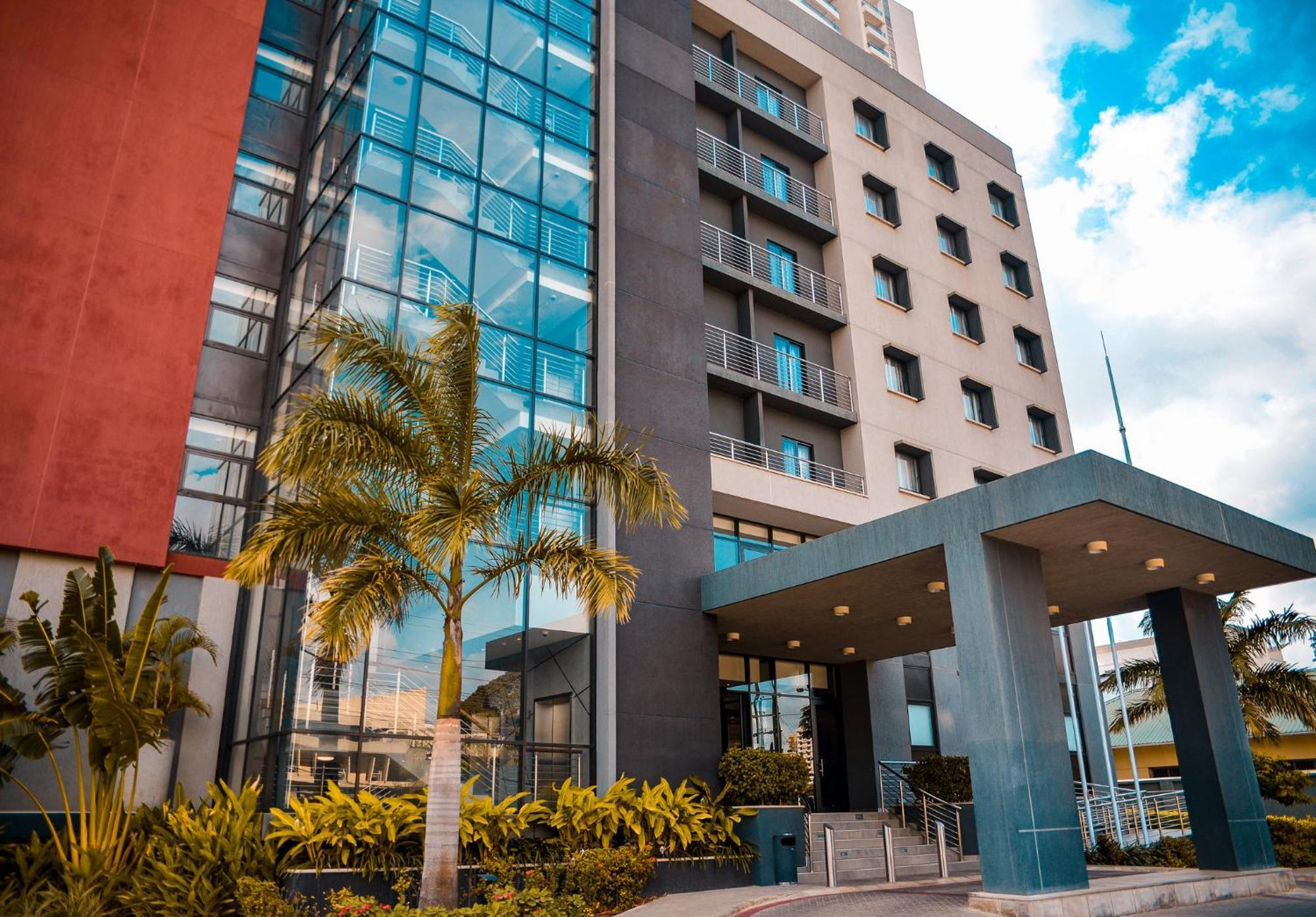 Crowne Plaza - Dar Es Salaam By Ihg 호텔 외부 사진